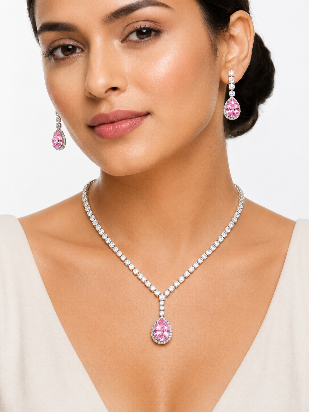 Damnstyle Anti-Tarnish Vintage Rose Rhinestone Set With Earrings