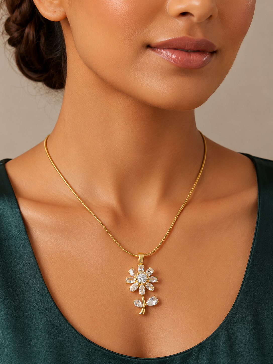 Gold Plated Bloom Flower Pendant Chain for Women