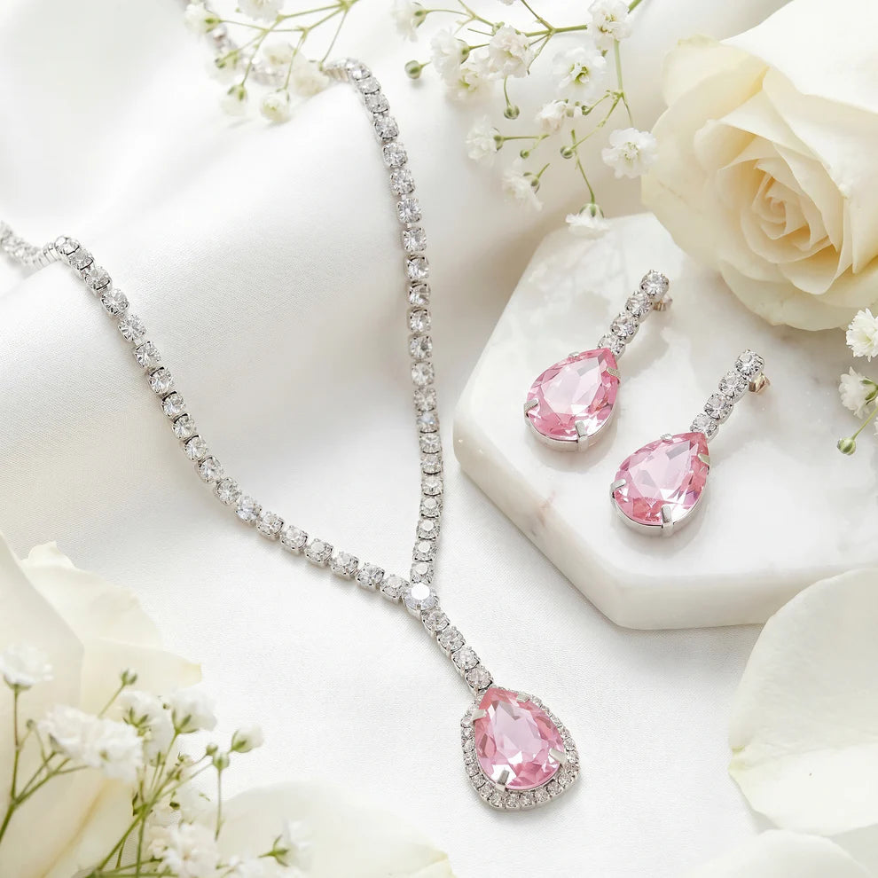 Damnstyle Anti-Tarnish Vintage Rose Rhinestone Set With Earrings