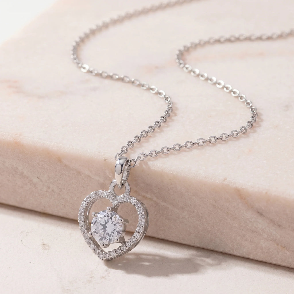 Damnstyle Anti-Tarnish Crystal Heart Halo Pendant